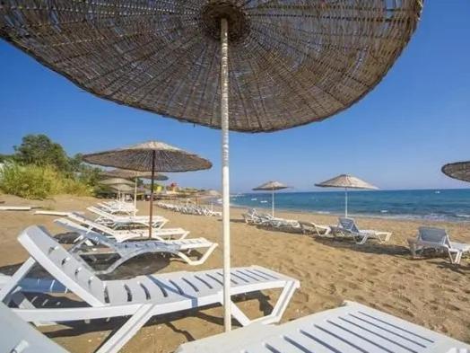 Kayrabeachotel โอคูร์จาลาร์ ภายนอก รูปภาพ